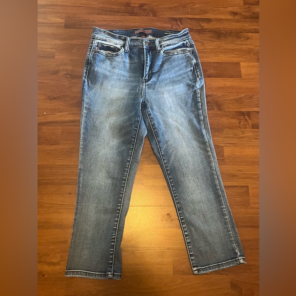 Judy Blue Skinny Crop